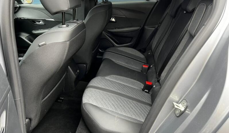 Peugeot 208 Allure / MHEV / E-DSC6 complet