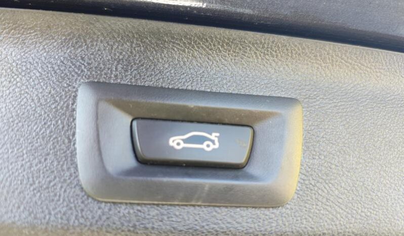 BMW Serie 5 518 Auto / Touring / Volant M complet