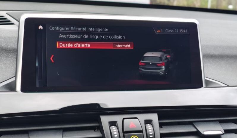 BMW Serie X X1 Sport Line / Auto / 18d complet