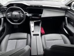 Peugeot 308 Allure / e-DCS6 / Carplay complet