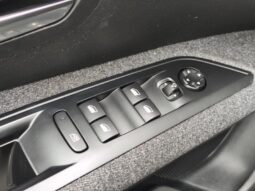 Peugeot 5008 Style / 7 places / 1.5 BlueHDI complet