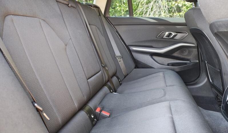 BMW Serie 3 318 Auto / Touring / Carplay complet