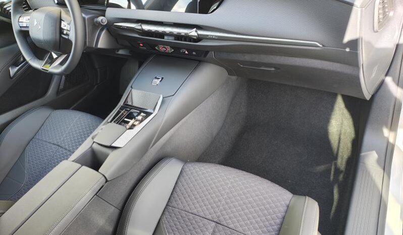 DS Automobiles N°4 PALLAS complet