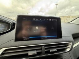 Peugeot 5008 Allure / EAT8 / 7 Places complet