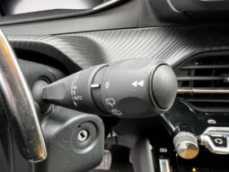Peugeot 208 Allure / MHEV / E-DSC6 complet