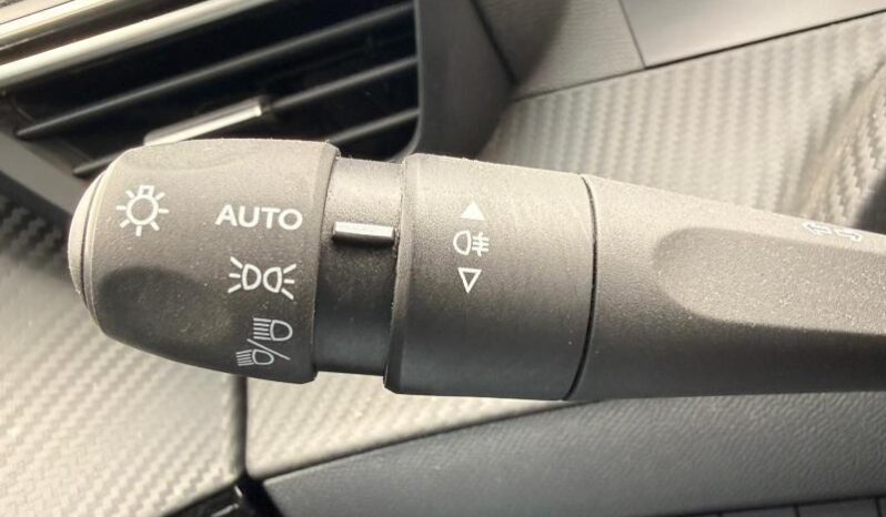 Peugeot 208 Allure complet