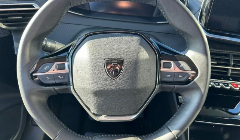Peugeot 208 Allure / GPS / Carplay complet