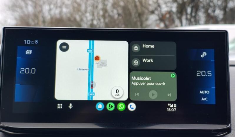 Peugeot 5008 Style / 7 places / 1.5 BlueHDI complet