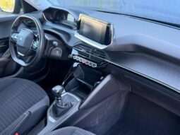 Peugeot 2008 Active / sièges chauffants / 130ch complet