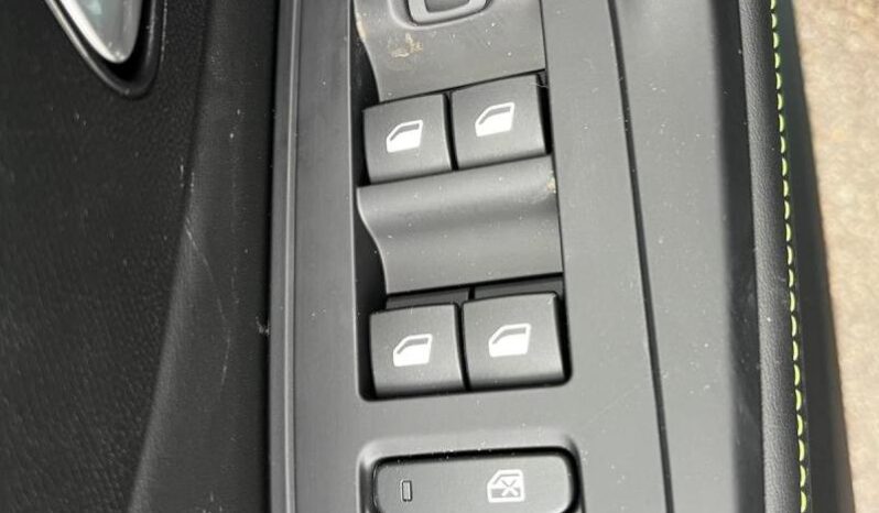 Peugeot 308 GT HYBRID complet