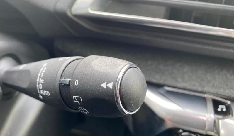 Peugeot 3008 Roadtrip / EAT8 complet