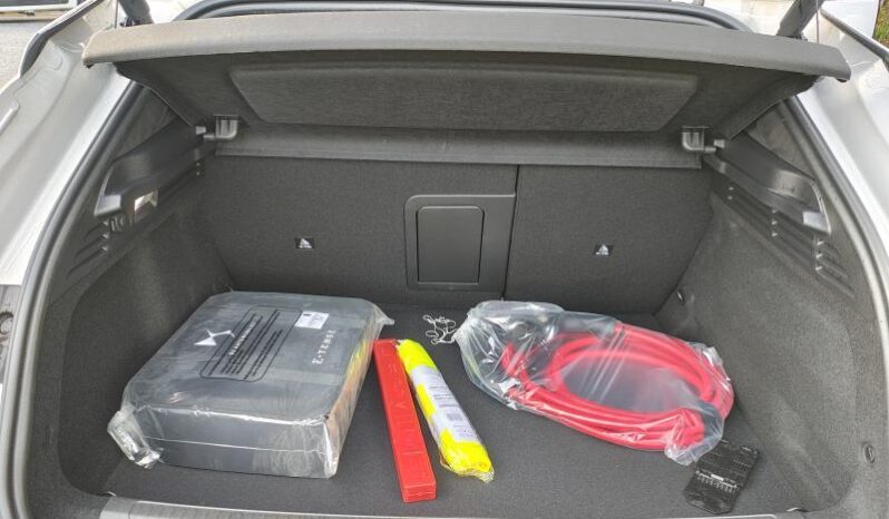 DS Automobiles N°4 ETOILE complet