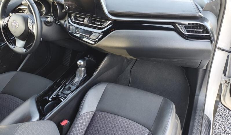 Toyota C-HR 1.8 Hybrid complet