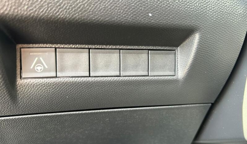 Peugeot 2008 GT / E-DSC6 / MHEV / 136ch complet