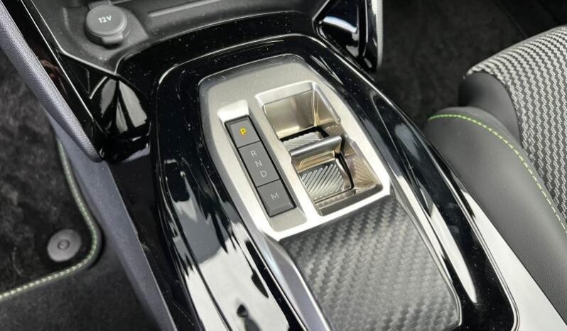 Peugeot 2008 GT / MHEV / E-DSC6 complet