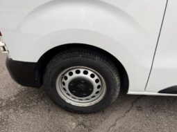 Peugeot Traveller Expert / 9 places / Caméra complet