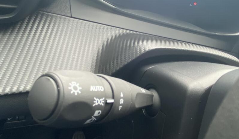 Peugeot 2008 ALLURE complet