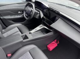 Peugeot 308 Allure / e-DCS6 / Carplay complet