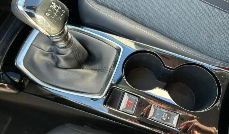 Peugeot 208 Allure / GPS / Carplay complet