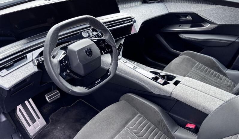 Peugeot 5008 GT complet