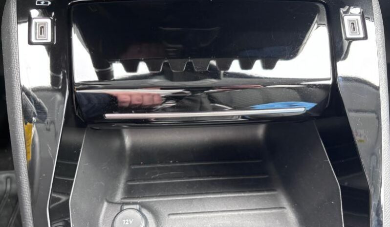 Peugeot 208 Allure / GPS / Carplay complet