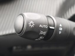 Peugeot 2008 Allure / EAT8 complet