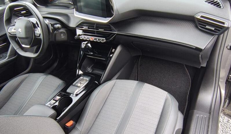 Peugeot 2008 Allure / EAT8 complet
