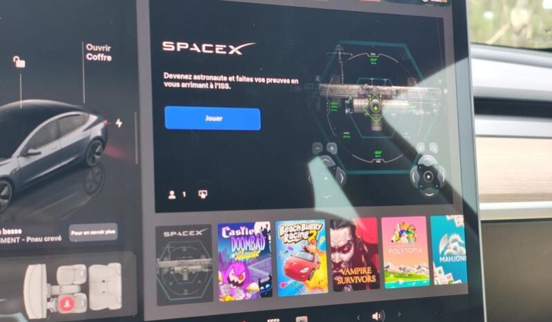 Tesla Model 3 RWD / Plus / 325ch / Cuir complet