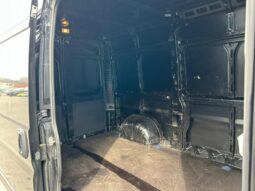 Peugeot Boxer L2H2 / GPS / 140ch complet