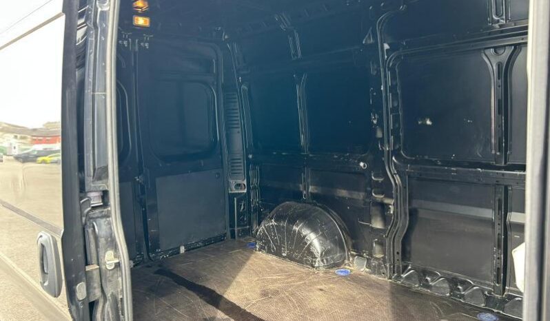 Peugeot Boxer L2H2 / GPS / 140ch complet