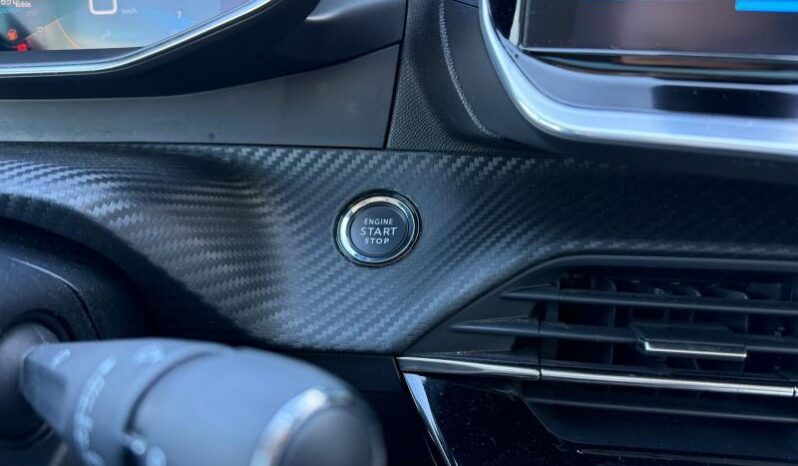 Peugeot 208 Allure / GPS / Carplay complet