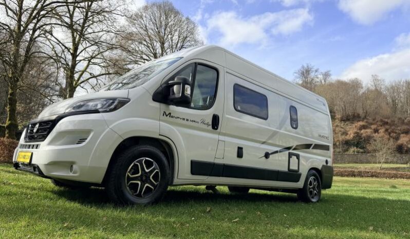 Motorhome McLouis Menfys 3 / 4 couchages / Maxi Prestige complet