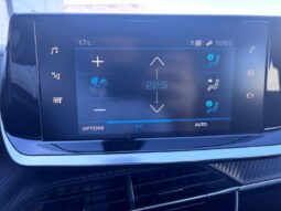 Peugeot 2008 Active / Carplay / 130ch complet