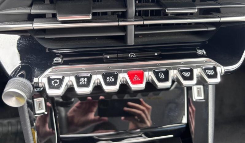 Peugeot 208 Allure / GPS / Carplay complet