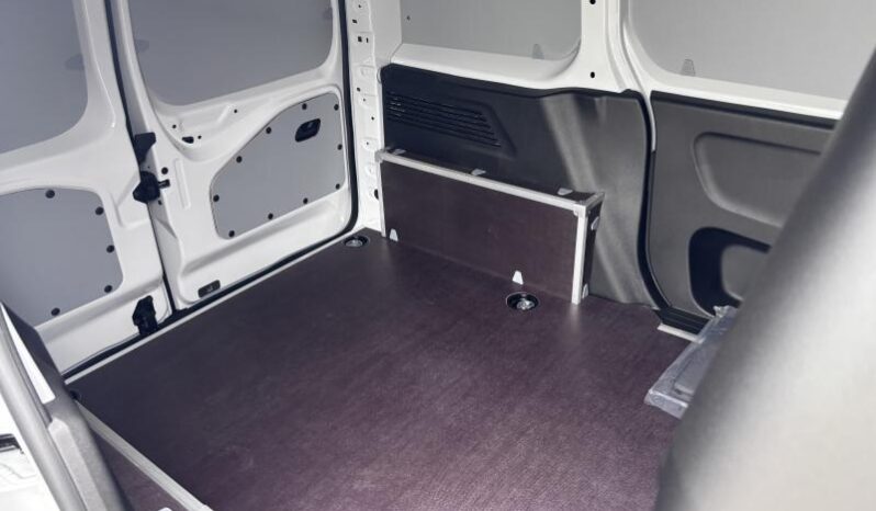 Peugeot Partner Standard Light complet