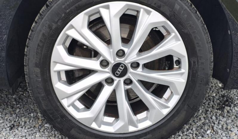 Audi A4 S Tronic / Cuir / Avant complet