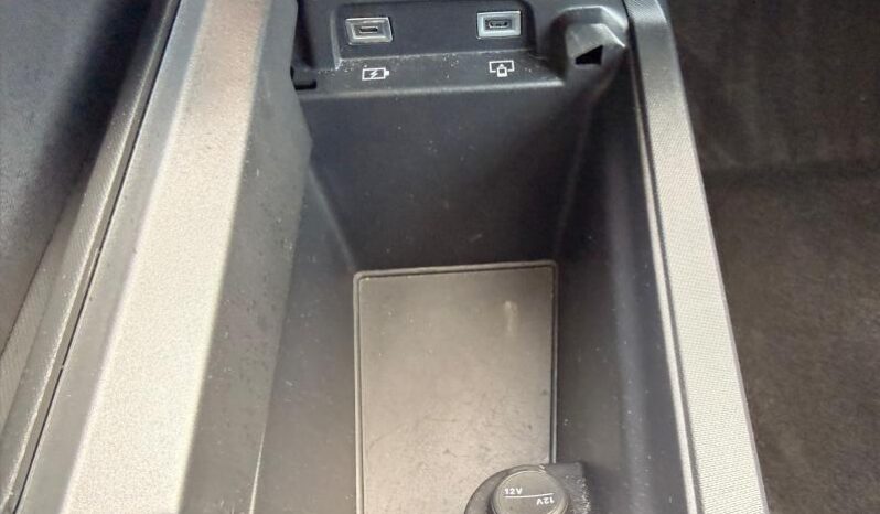 Peugeot 5008 GT complet