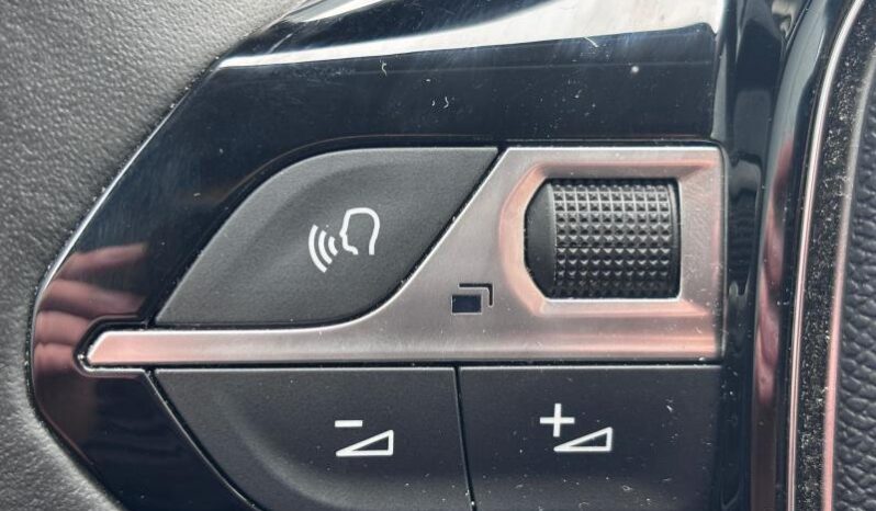 Peugeot 208 Allure / GPS / Carplay complet