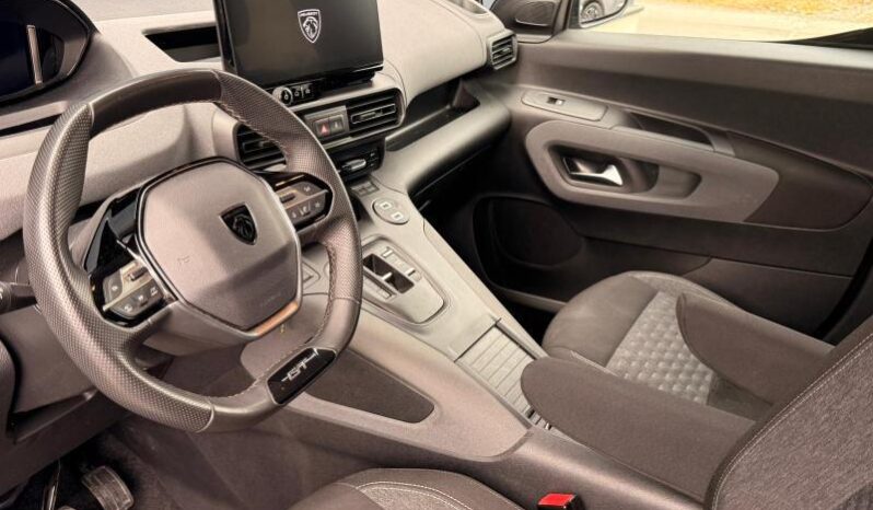 Peugeot Rifter GT / EAT8 complet