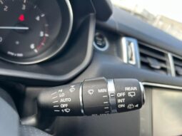 Land Rover Range Rover Sport 3.0 TDV6 / HSE / Toit ouvrant complet