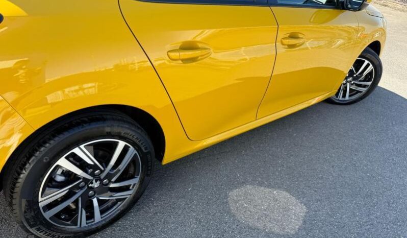 Peugeot 208 Allure / GPS / Carplay complet