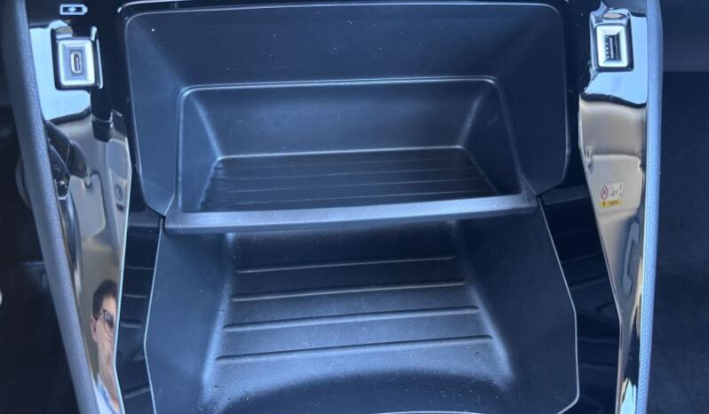 Peugeot 2008 Active / Carplay / 130ch complet