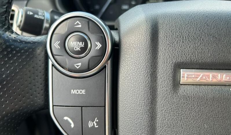 Land Rover Range Rover Sport 3.0 TDV6 / HSE / Toit ouvrant complet