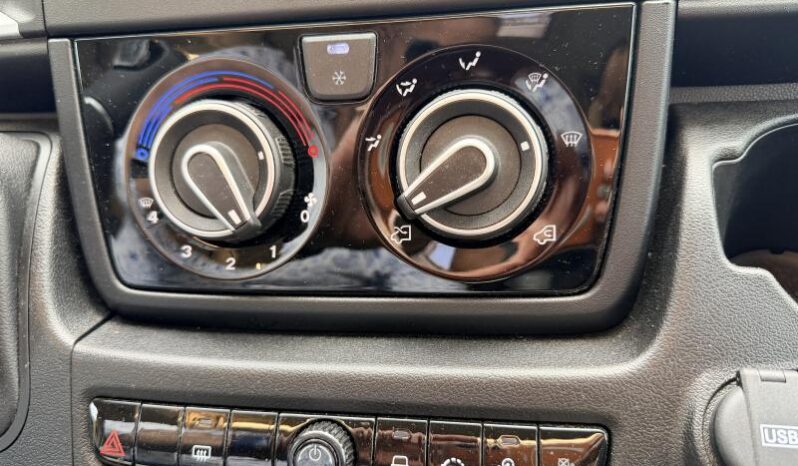 Motorhome McLouis Menfys 3 / 4 couchages / Maxi Prestige complet