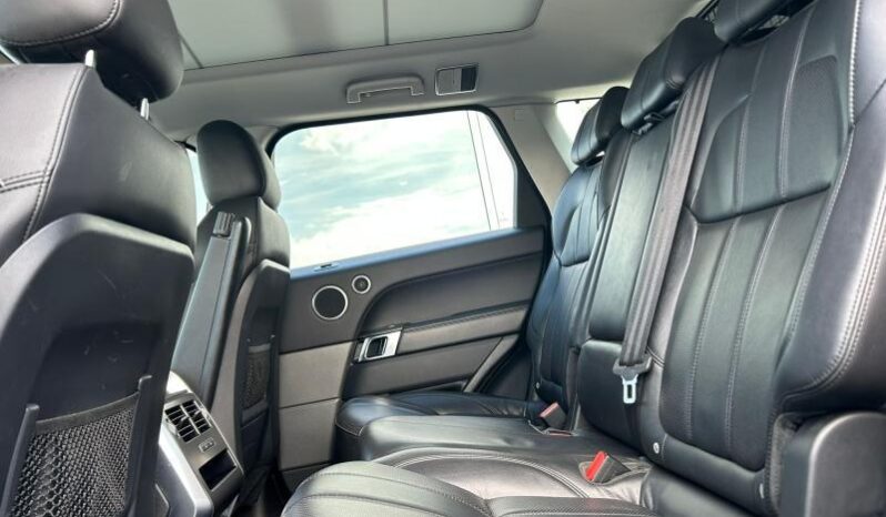 Land Rover Range Rover Sport 3.0 TDV6 / HSE / Toit ouvrant complet