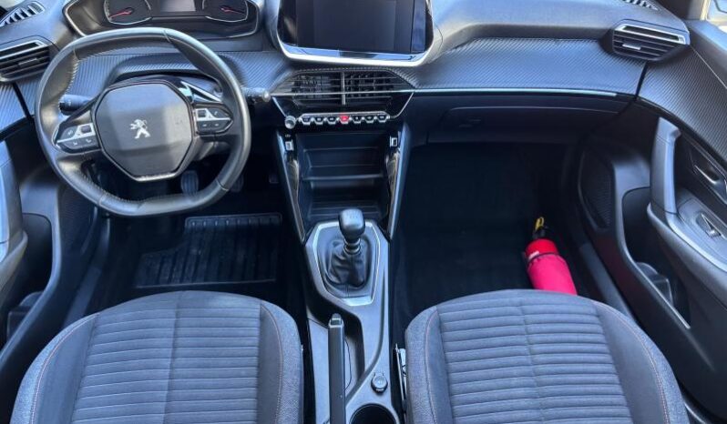 Peugeot 2008 Active / Carplay / 130ch complet