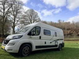 Motorhome McLouis Menfys 3 / 4 couchages / Maxi Prestige complet