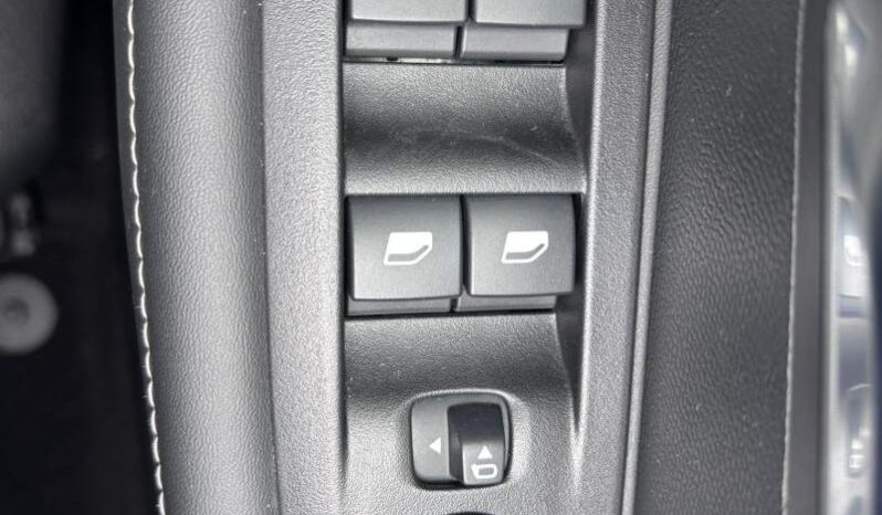 Peugeot 208 Allure / GPS / Carplay complet