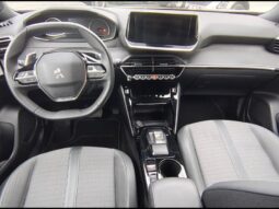 Peugeot 2008 Allure / EAT8 complet