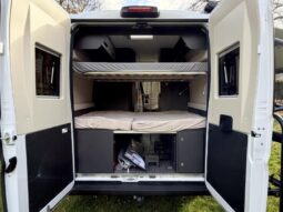 Motorhome McLouis Menfys 3 / 4 couchages / Maxi Prestige complet